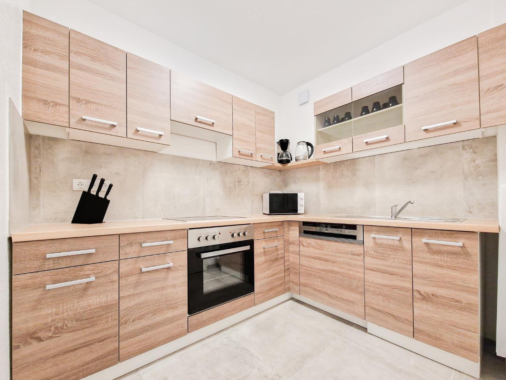 Raj Living - 2 Or 3 - 15 Min Zur Messe Dus & 10 Min Old Town Dus *