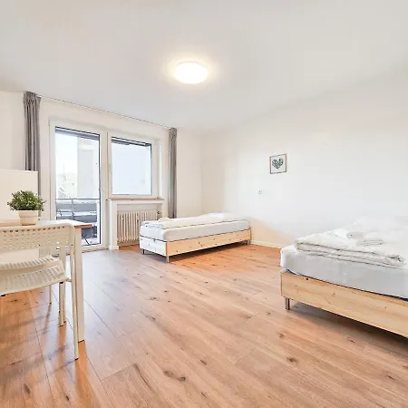 Raj Living - 2 Or 3 Room Apartments - 15 Min Zur Messe Dus & 10 Min Old Town Dus Dusseldorf Exterior photo