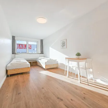 Raj Living - 2 Or 3 Room Apartments - 15 Min Zur Messe Dus & 10 Min Old Town Dus Dusseldorf Exterior photo