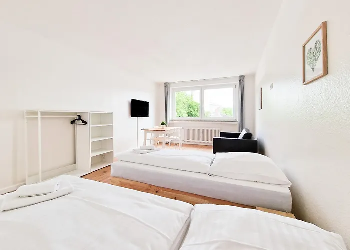 Raj Living - 2 Or 3 Room Apartments - 15 Min Zur Messe Dus & 10 Min Old Town Dus