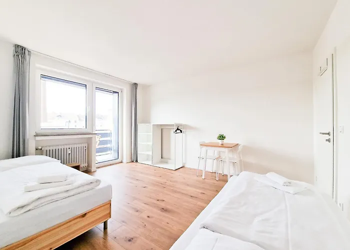 Raj Living - 2 Or 3 Room Apartments - 15 Min Zur Messe Dus & 10 Min Old Town Dus