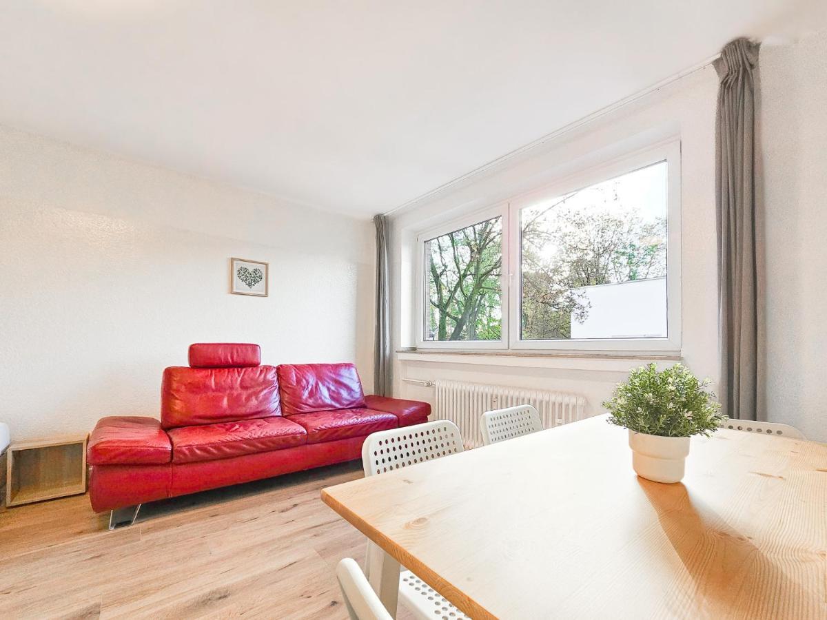 Raj Living - 2 Or 3 - 15 Min Zur Messe Dus & 10 Min Old Town Dus Appartamento