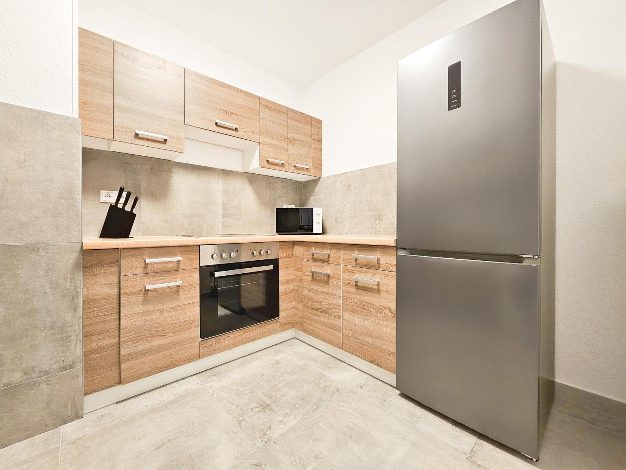 Raj Living - 2 Or 3 - 15 Min Zur Messe Dus & 10 Min Old Town Dus Appartamento Düsseldorf