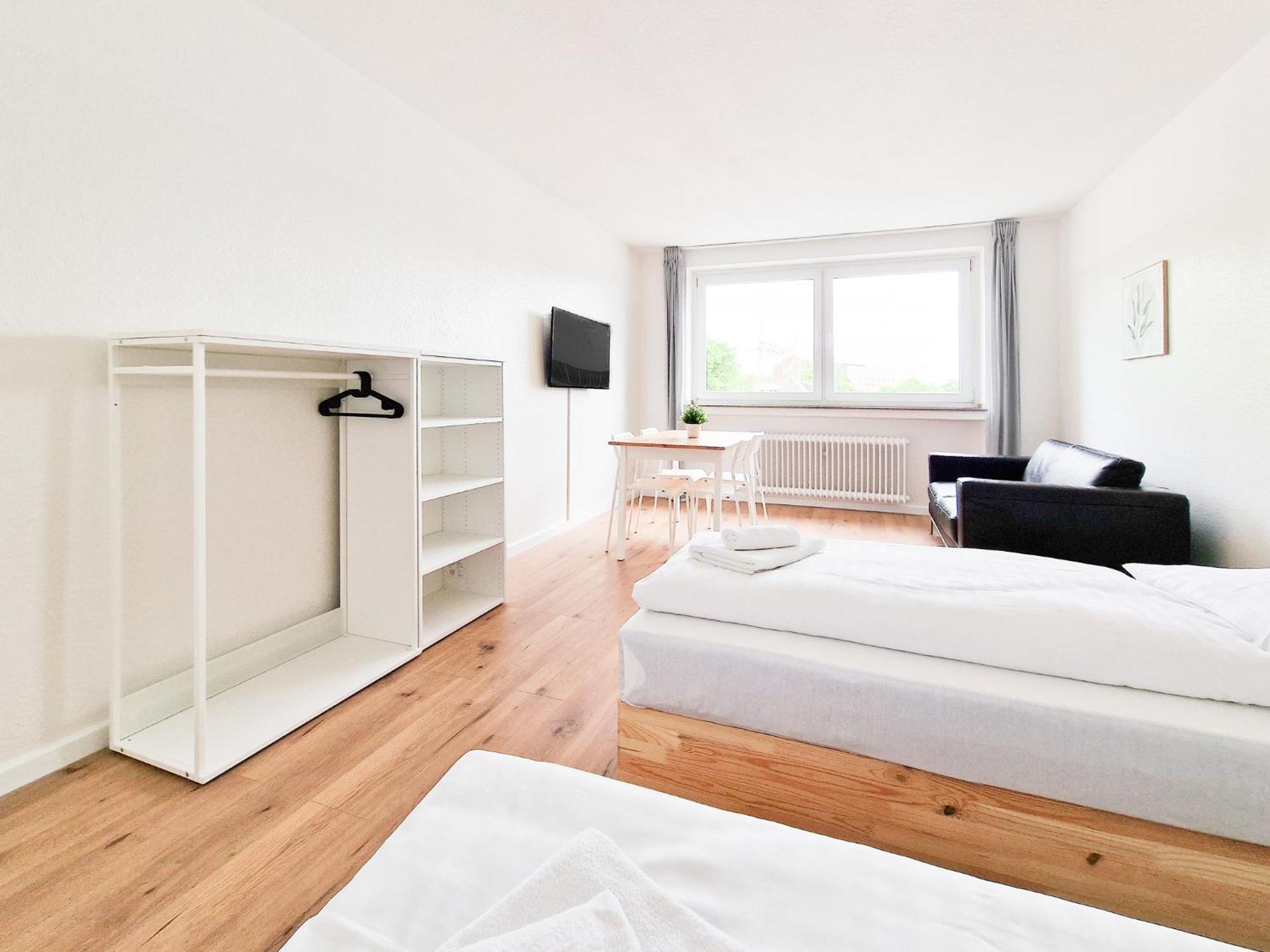 Raj Living - 2 Or 3 - 15 Min Zur Messe Dus & 10 Min Old Town Dus Appartamento Düsseldorf