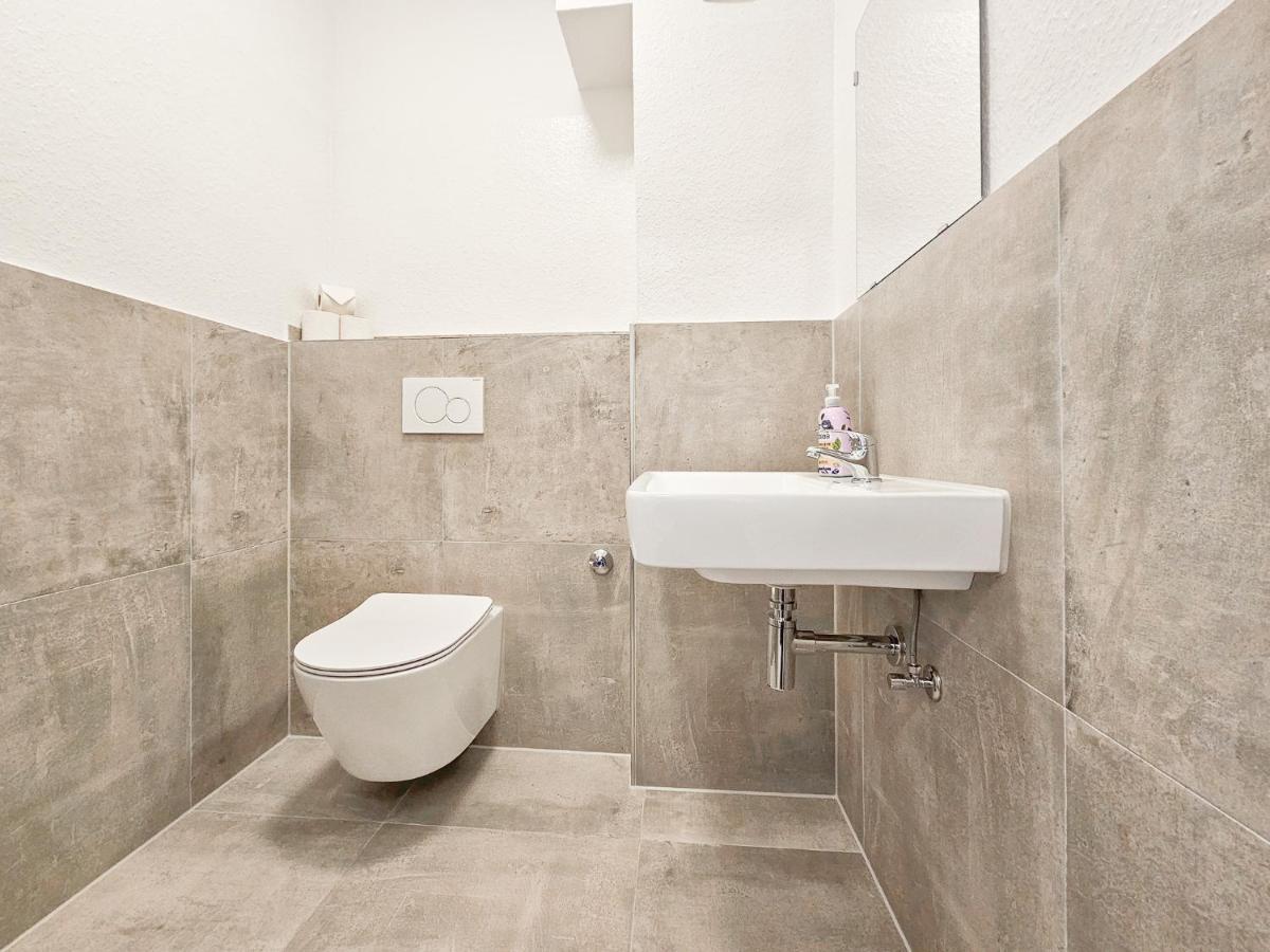 Raj Living - 2 Or 3 - 15 Min Zur Messe Dus & 10 Min Old Town Dus *