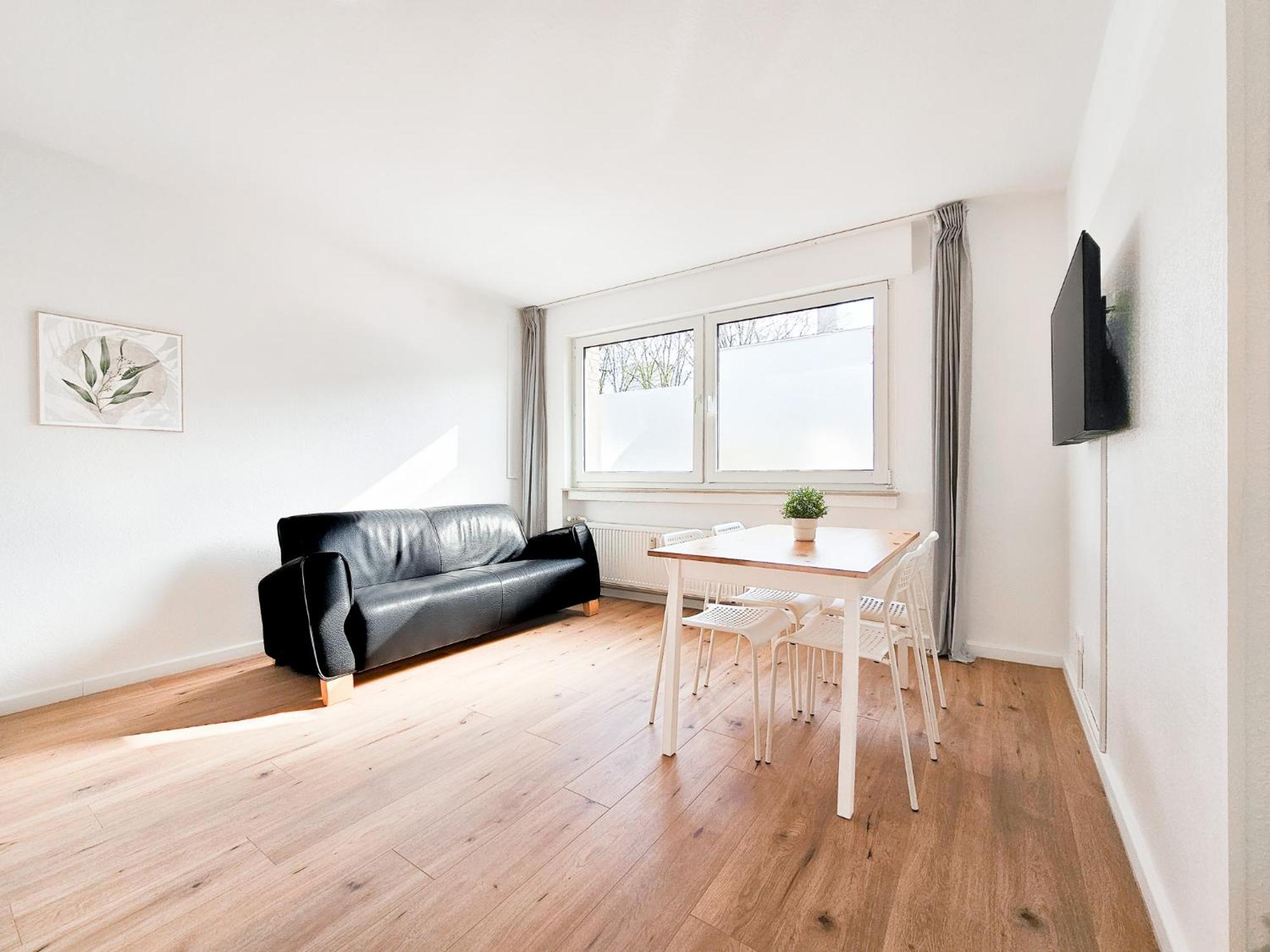 Apartment Raj Living - 2 Or 3 - 15 Min Zur Messe Dus & 10 Min Old Town Dus *