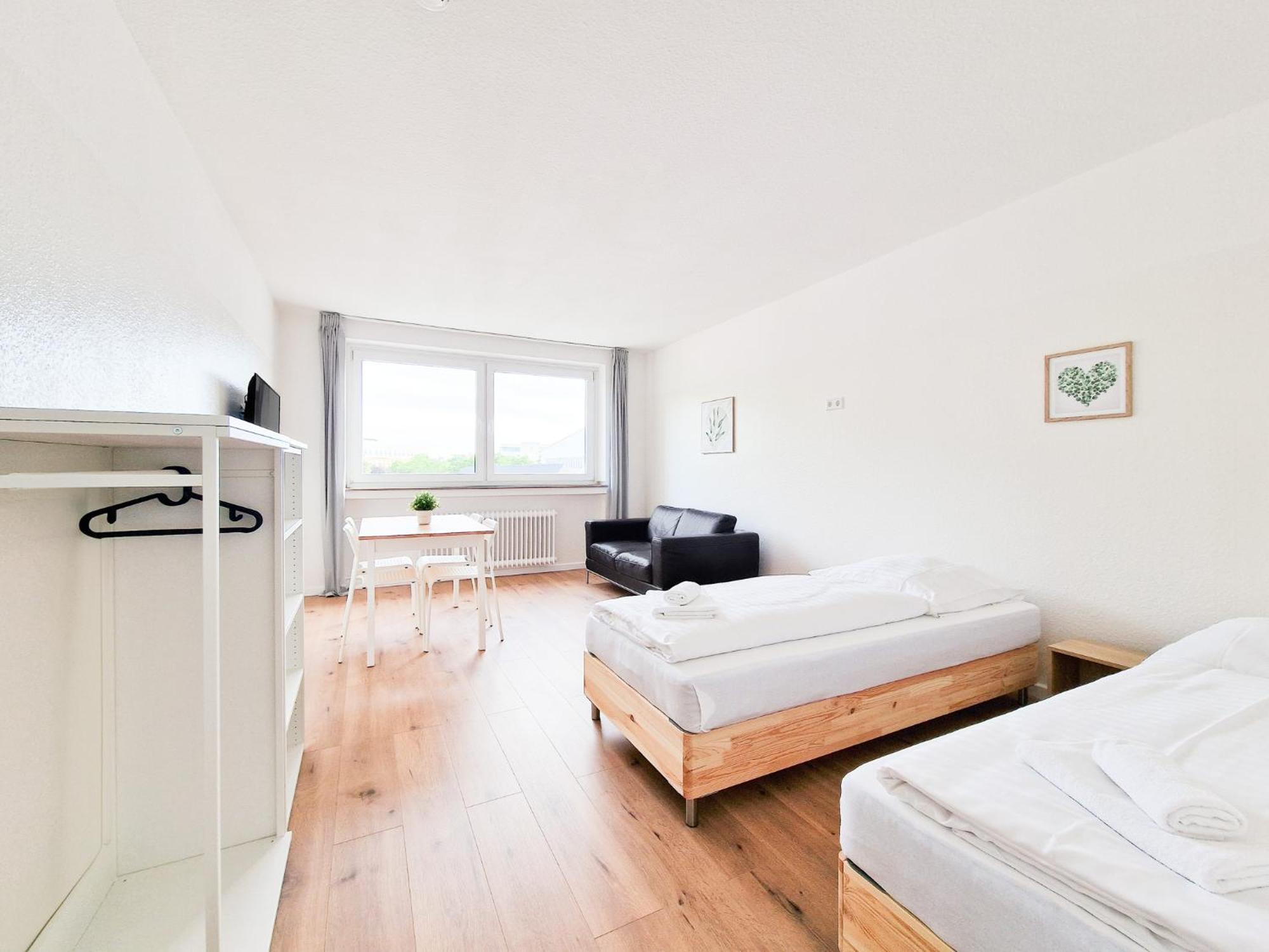 Apartment Raj Living - 2 Or 3 - 15 Min Zur Messe Dus & 10 Min Old Town Dus