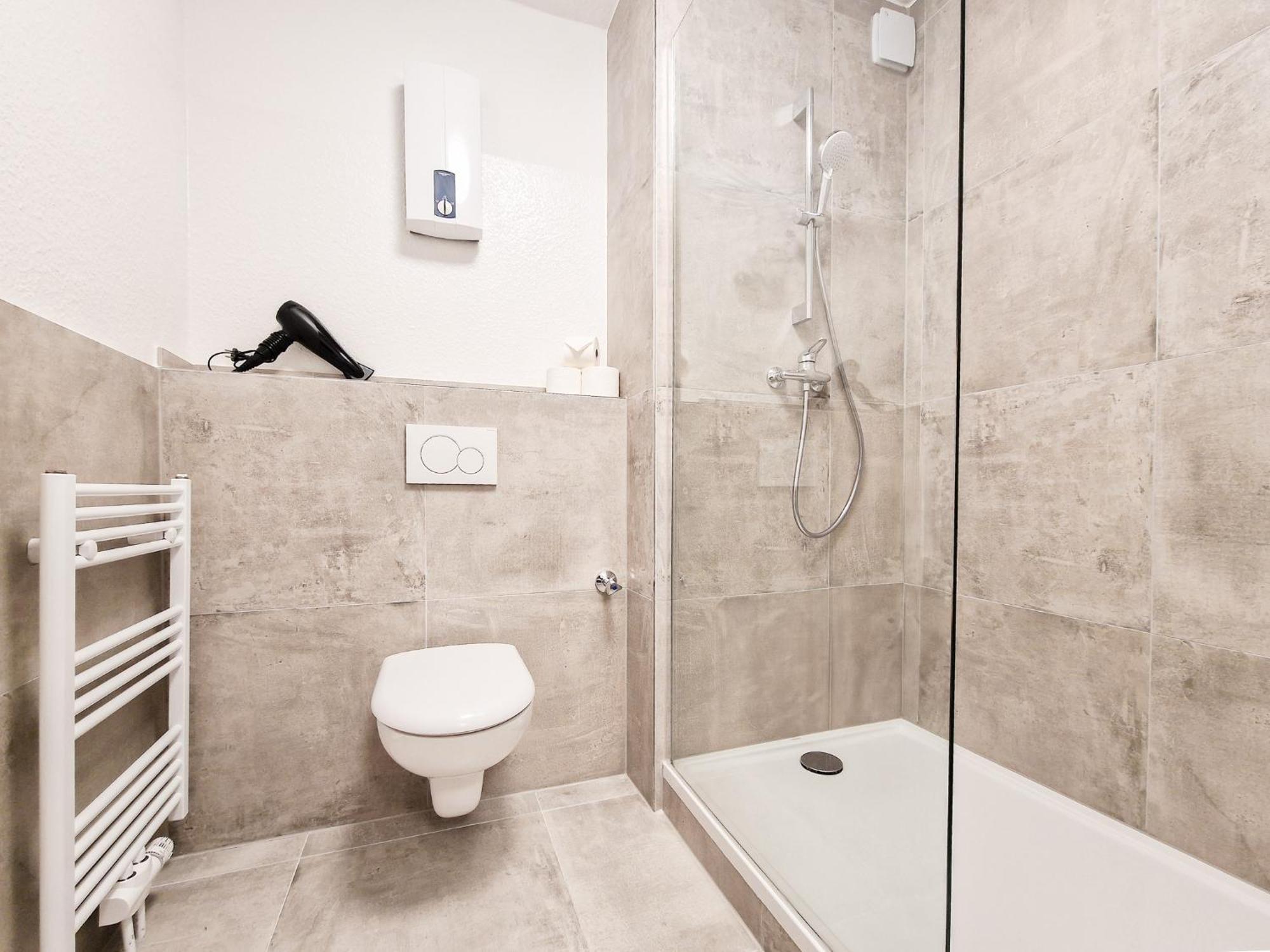 Apartment Raj Living - 2 Or 3 - 15 Min Zur Messe Dus & 10 Min Old Town Dus Dusseldorf